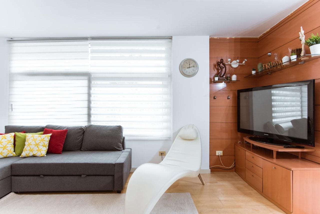 Two Bedroom Townhouse Within 10Min Walk From Beach Barcelona Exterior foto